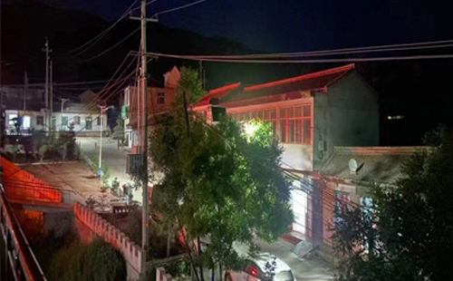 察隅太阳能路灯防雷接地做法详解